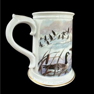 Franklin Porcelain Canada Goose Design Stein